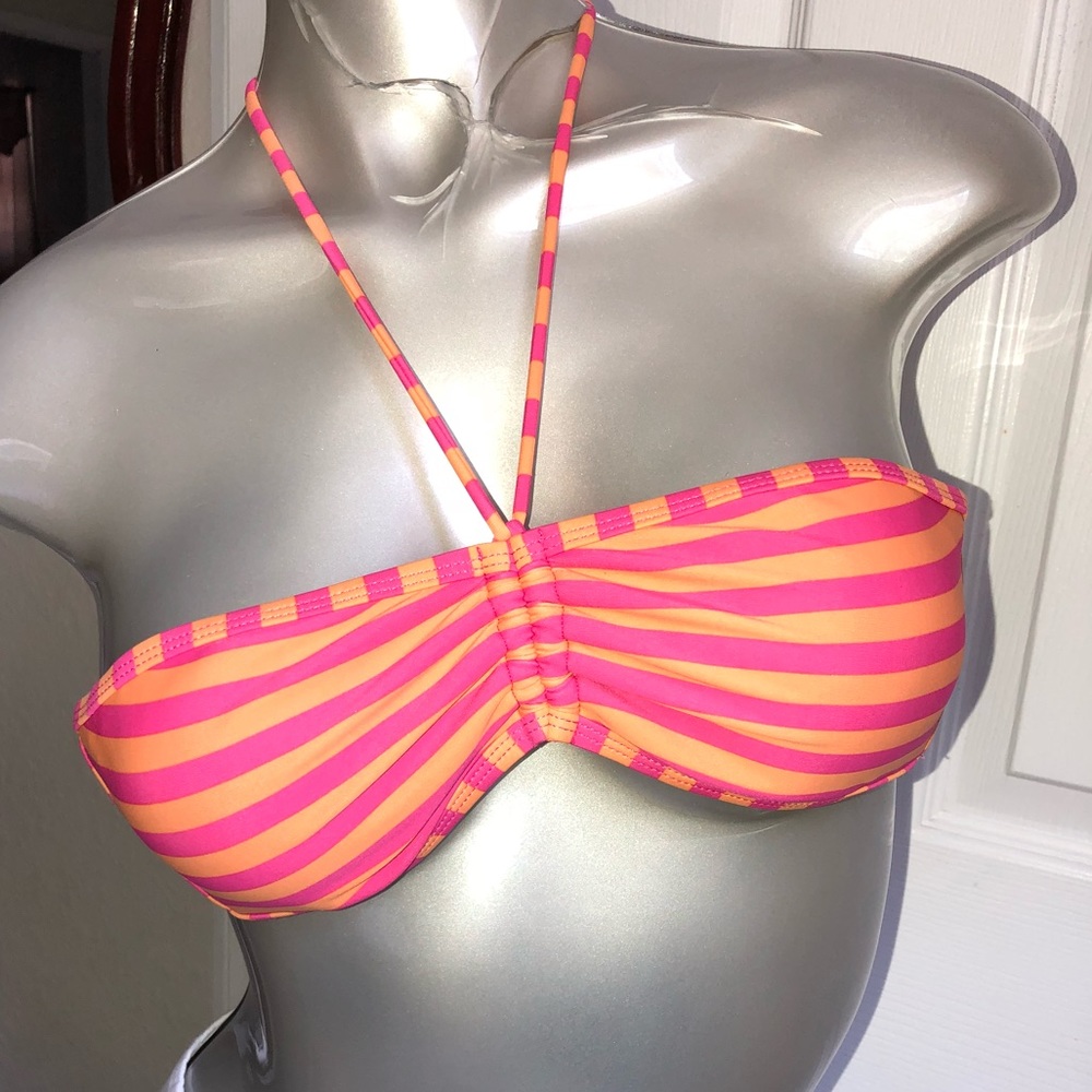 🌸 Kirra bathing suit top stripes and halter tie